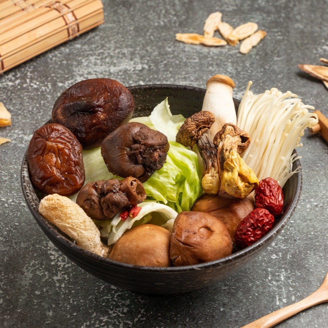 姬松茸燉鱷心盅湯 Agaricus blazei crocodile's heart soup