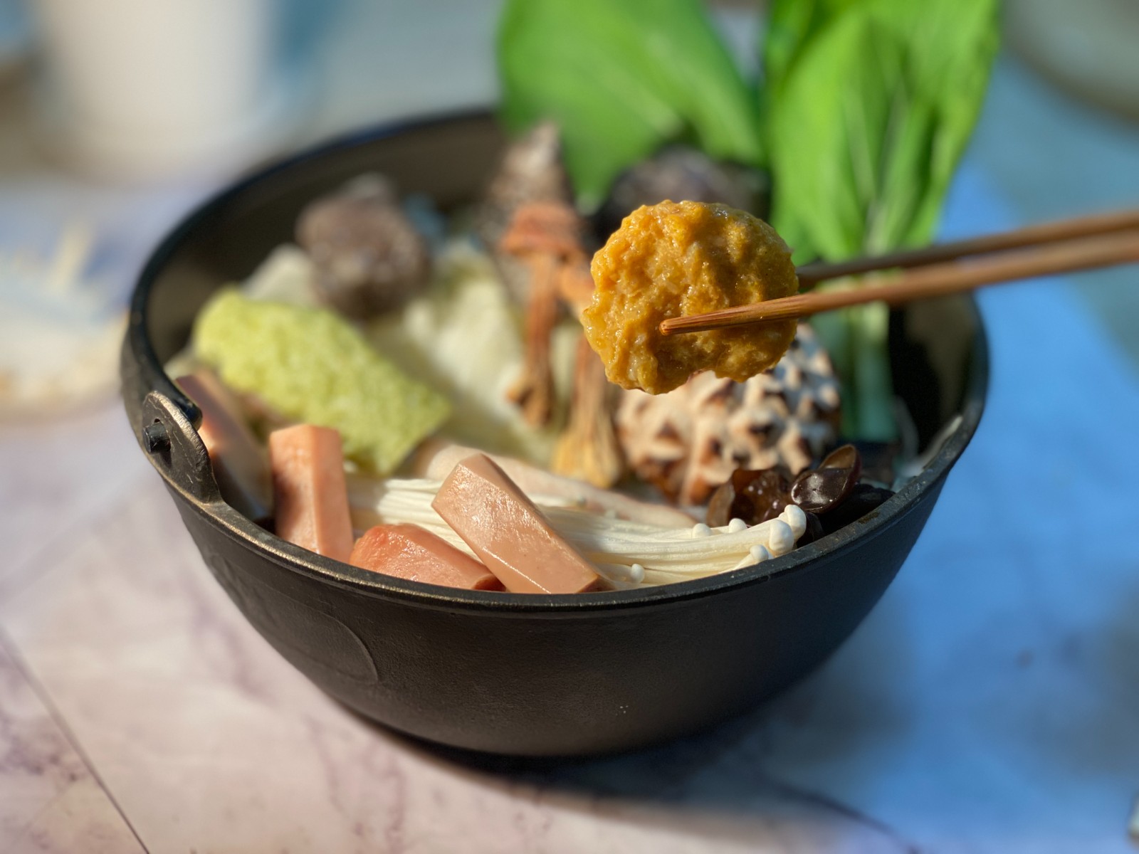 無骨雞腿排煲鍋